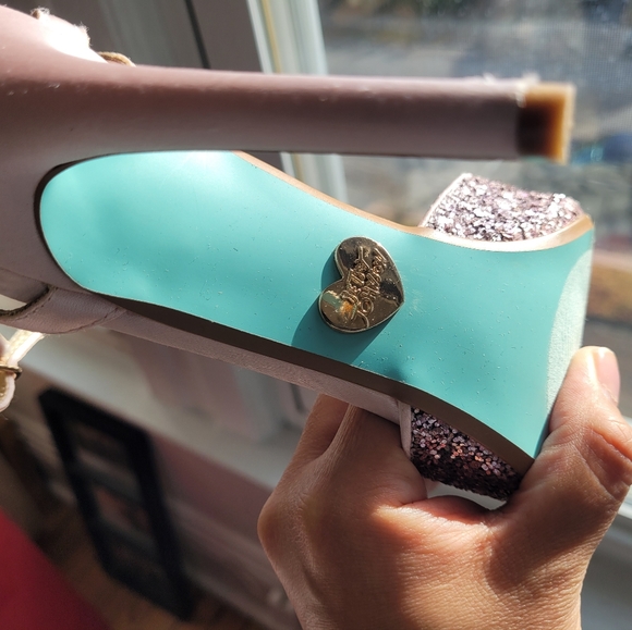 Betsey Johnson, Pink Sparkly Sz. 7.5 heels - Picture 6 of 6